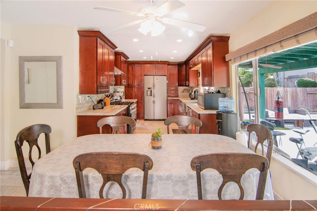 8101 woodsboro