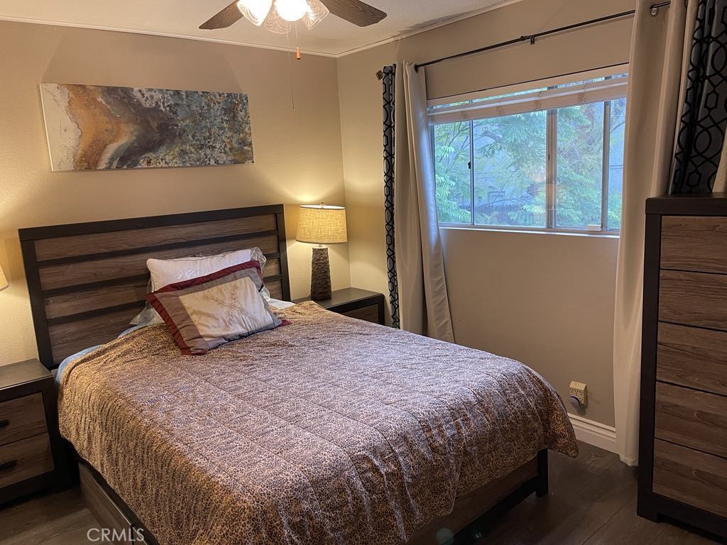 8101 woodsboro