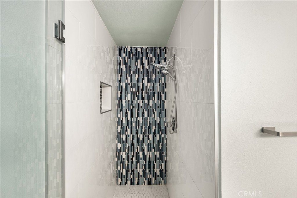 1940 E Stearns Avenue