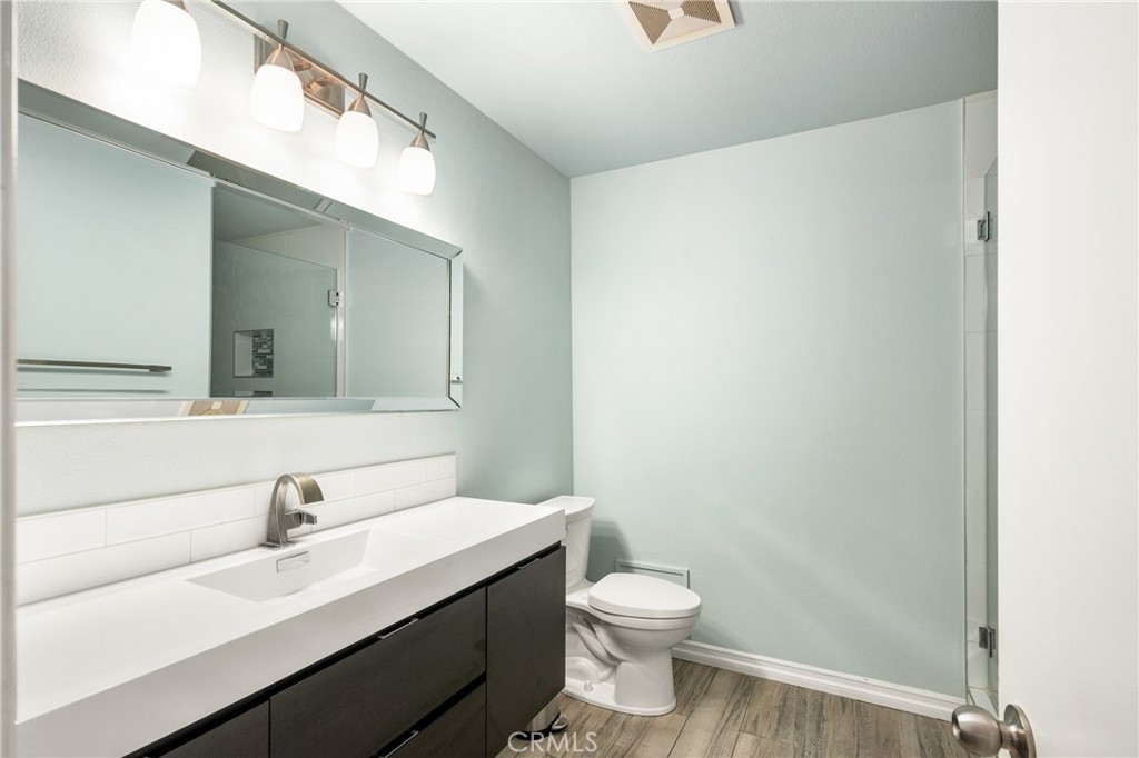 1940 E Stearns Avenue