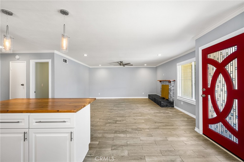 1940 E Stearns Avenue