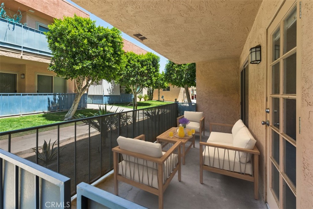 400 N Sunrise Way 126