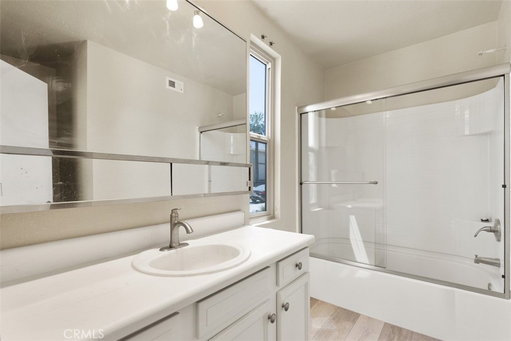 400 N Sunrise Way 126