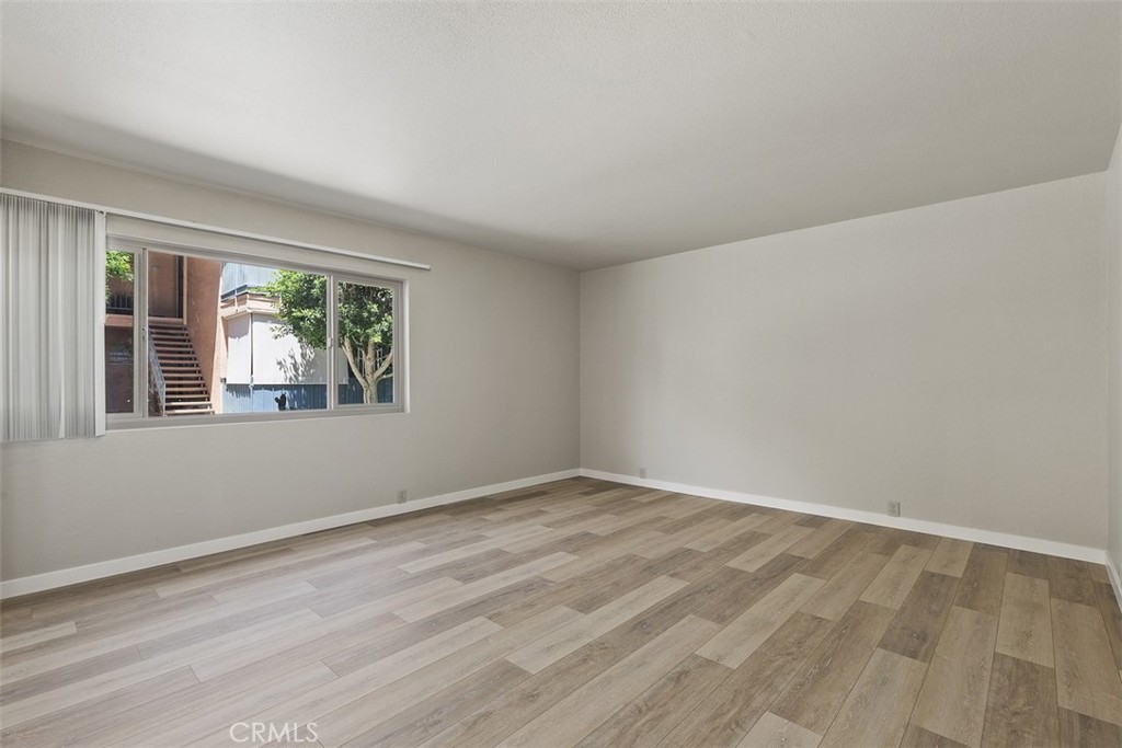 400 N Sunrise Way 126