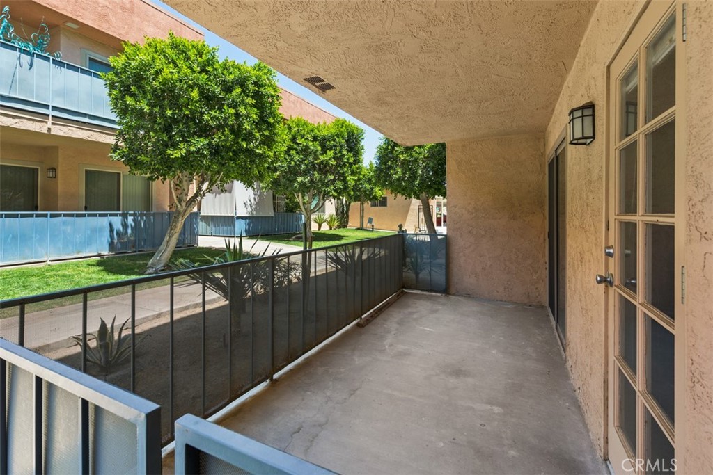 400 N Sunrise Way 126