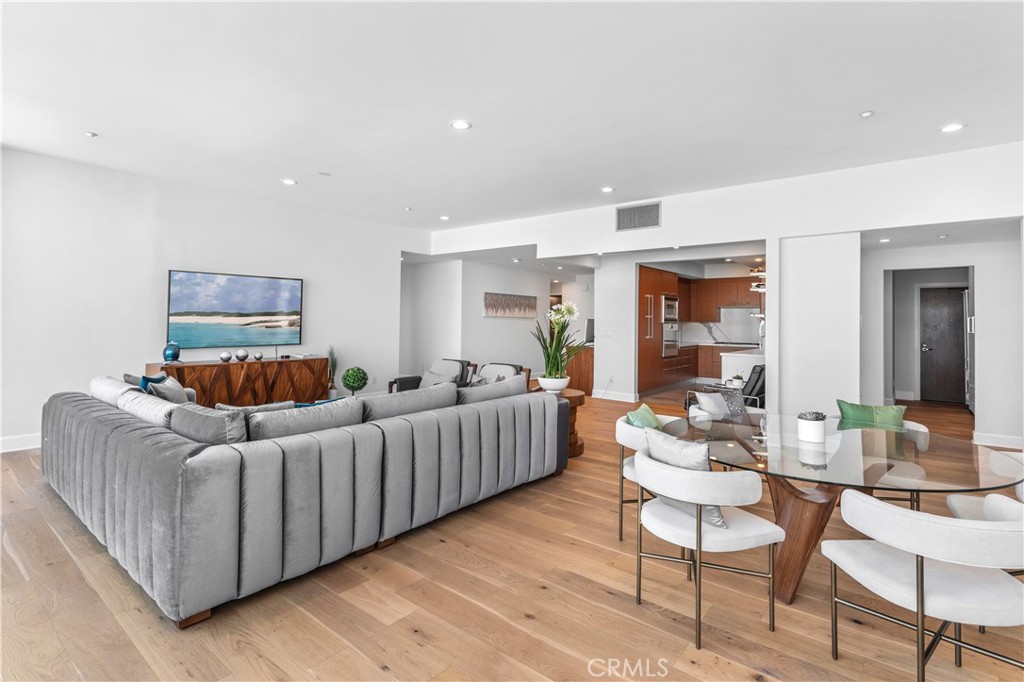 900 W Olympic Boulevard 48C