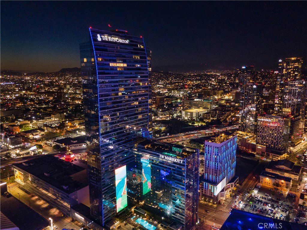 900 W Olympic Boulevard 48C