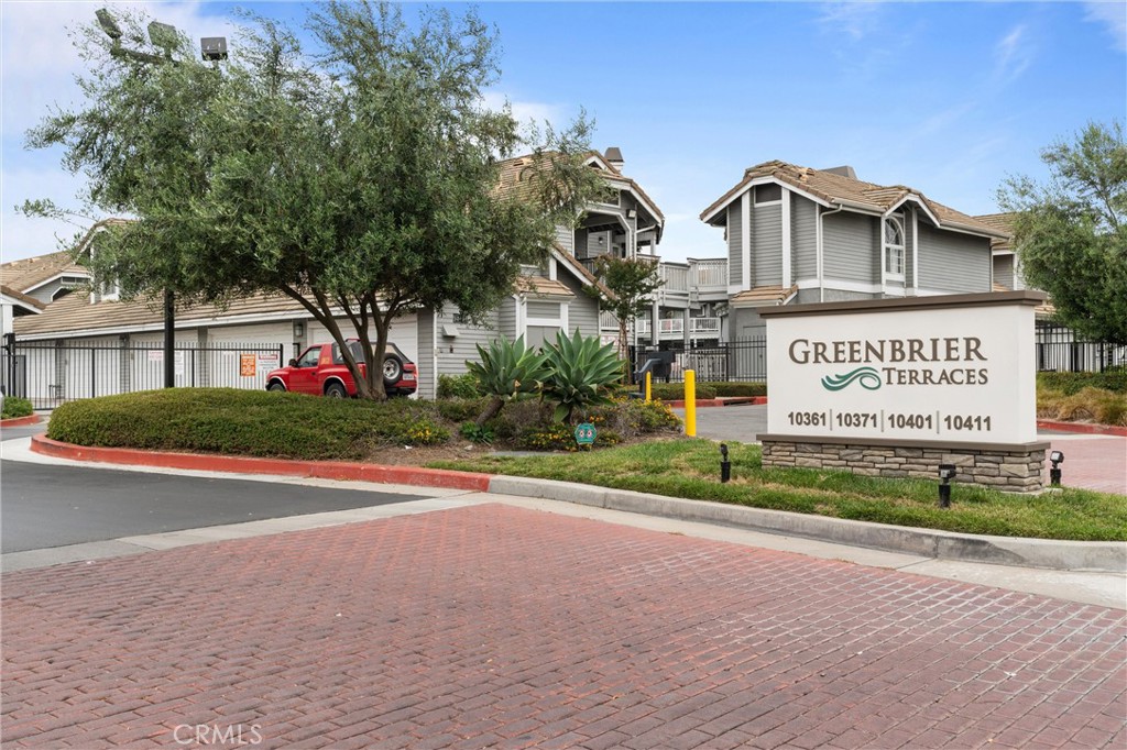 10371 Garden Grove Boulevard 1