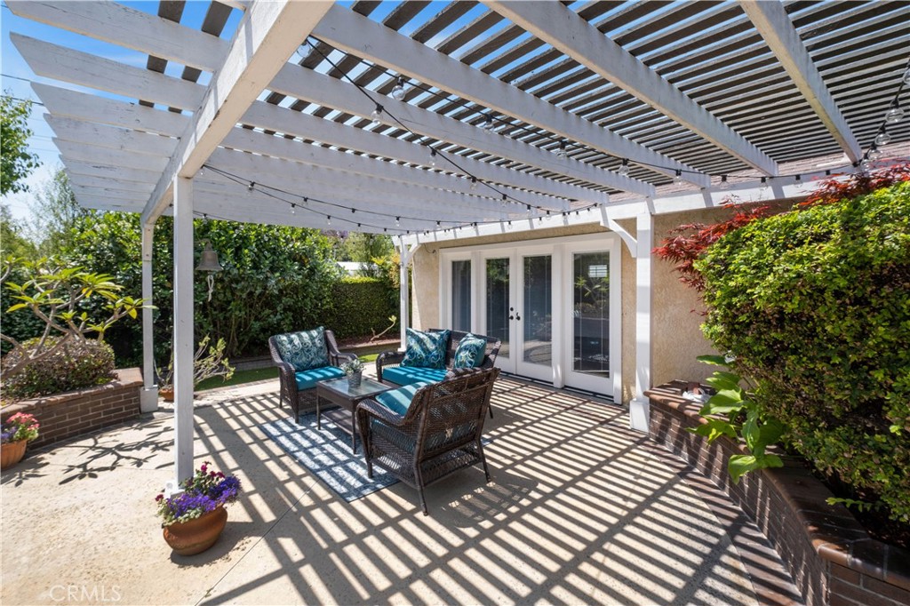 2127 Stearnlee Avenue