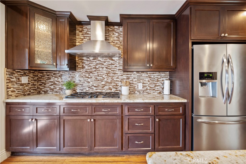 2127 Stearnlee Avenue