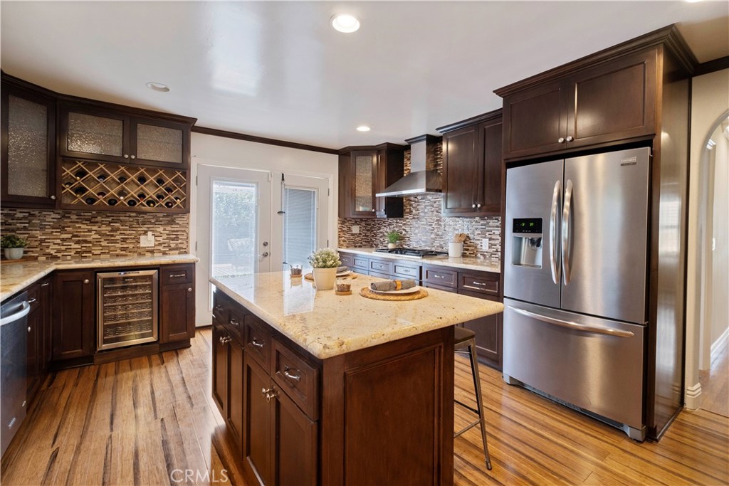 2127 Stearnlee Avenue