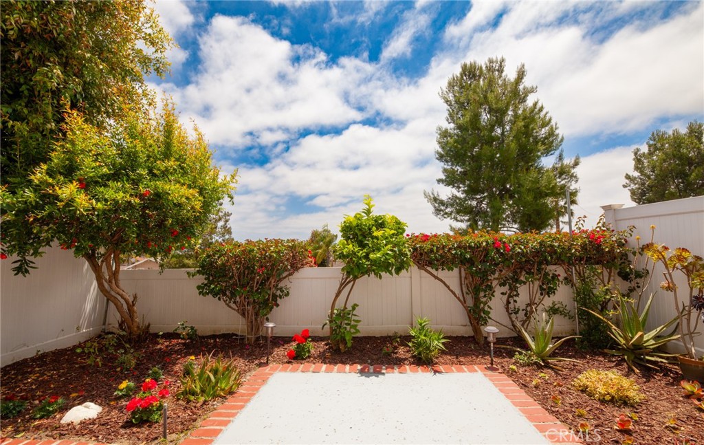 25056 Silverleaf Lane