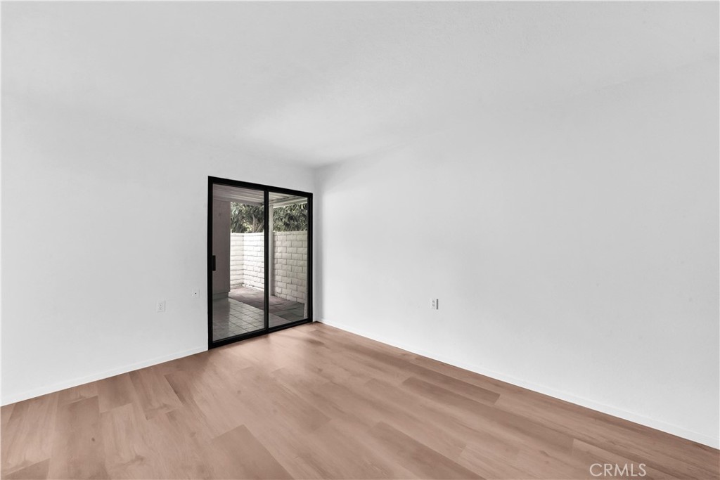 2054 Via Mariposa E H