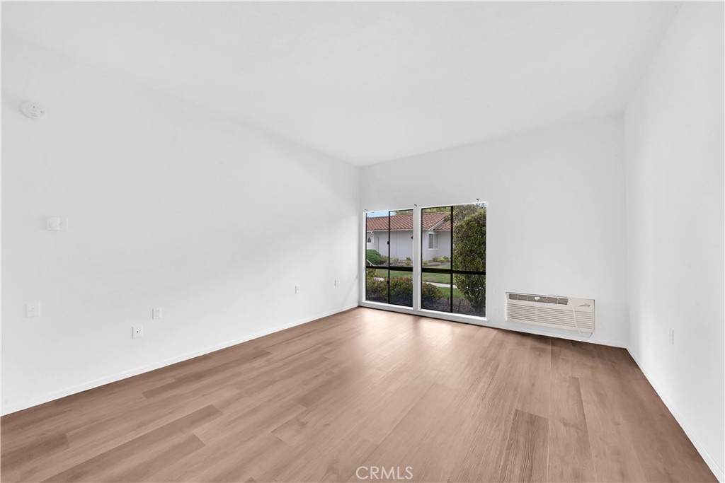 2054 Via Mariposa E H