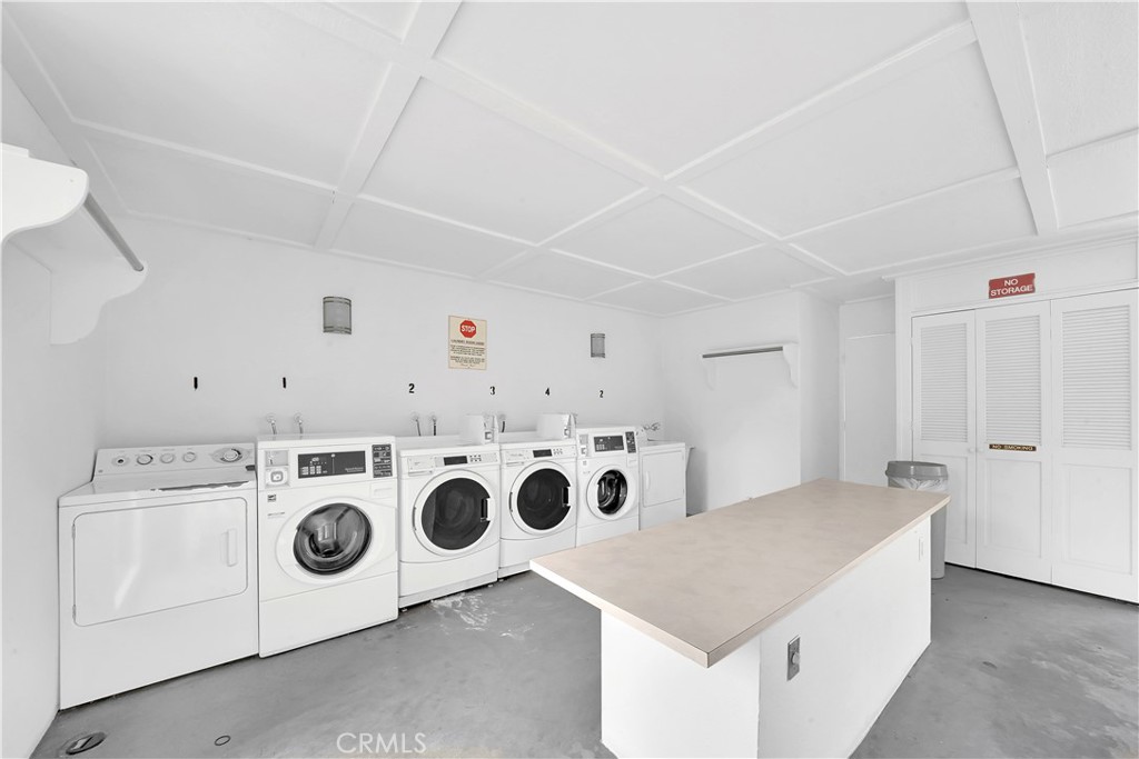 2054 Via Mariposa E H