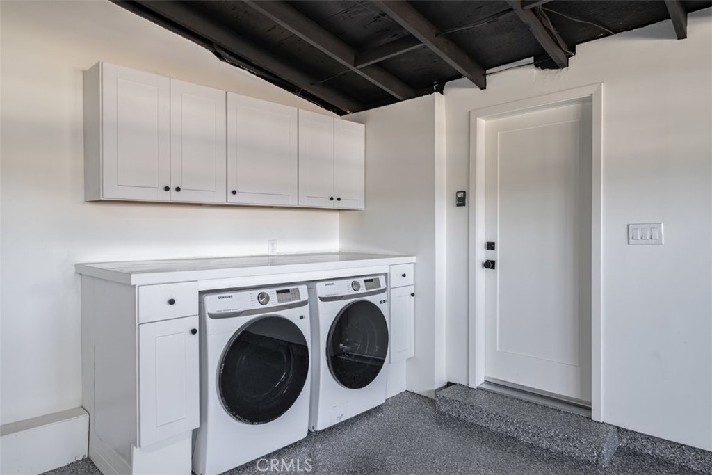 229 East Wilson Street