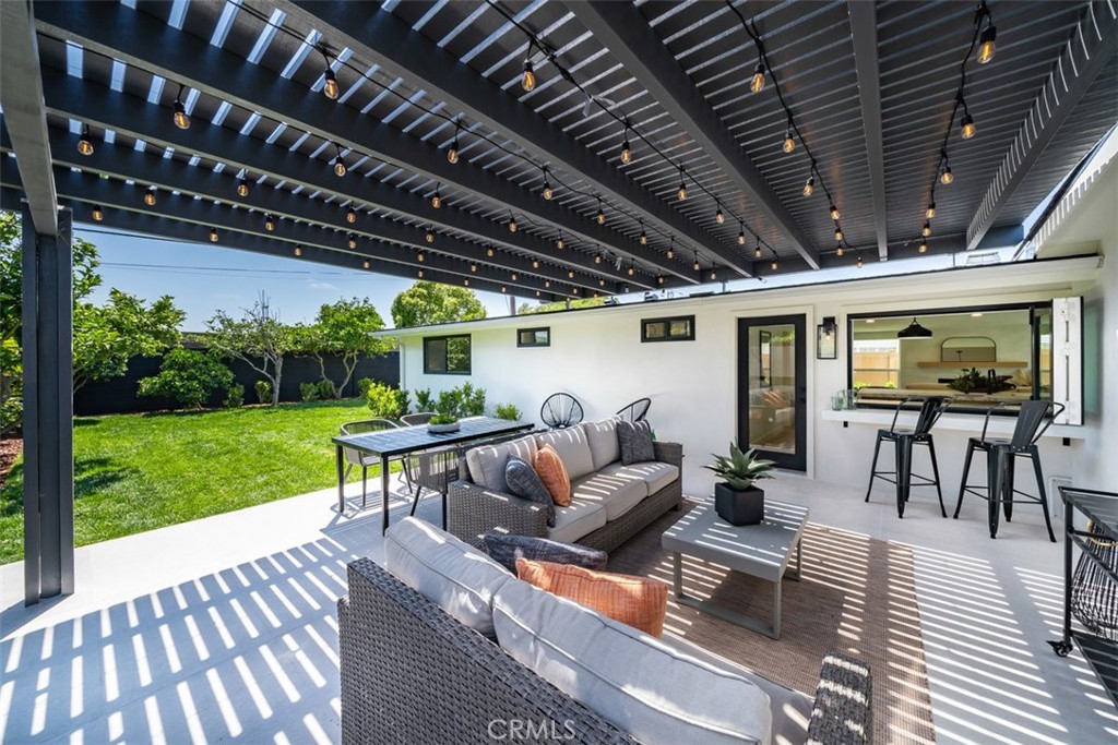 229 East Wilson Street