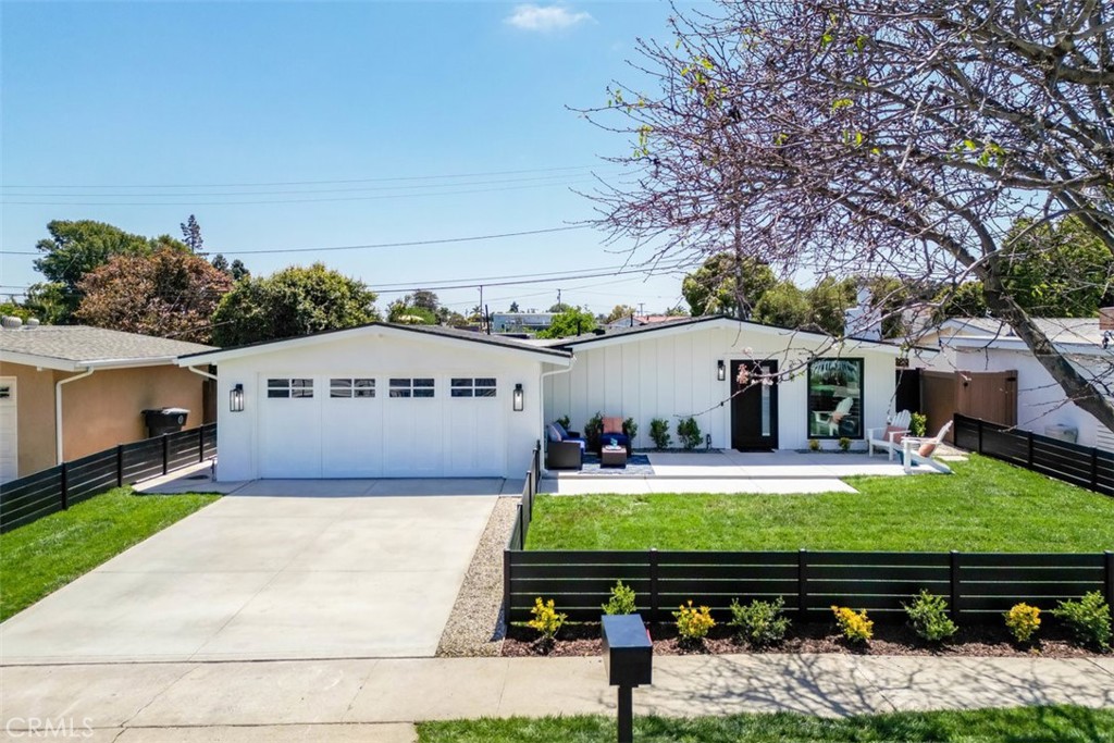 229 East Wilson Street