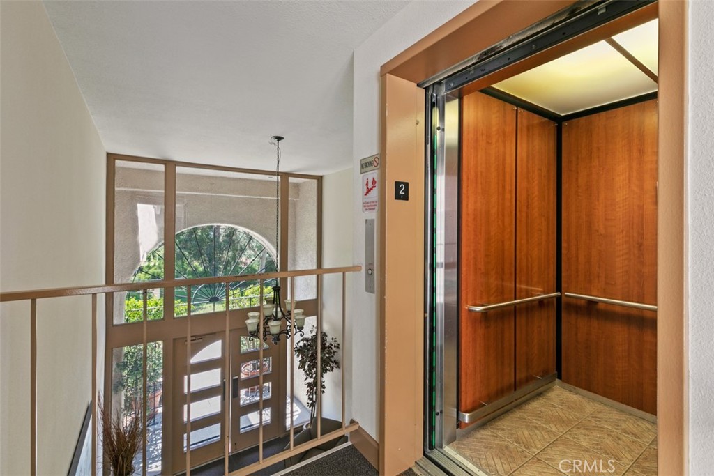 3499 Bahia Blanca W 2H