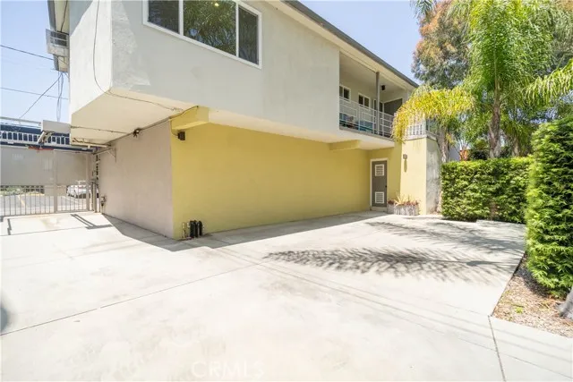 827 Bay Street # 9