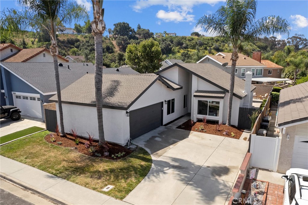 26582 Kari Brook