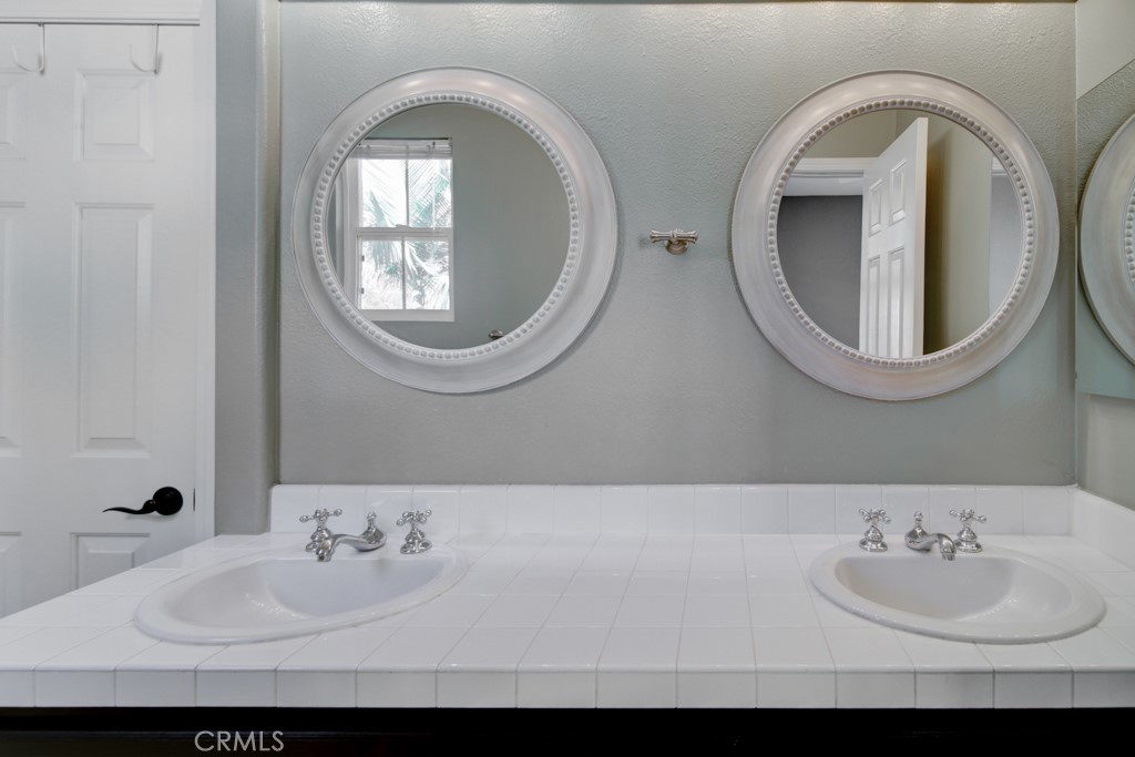 13 Bell Canyon Drive