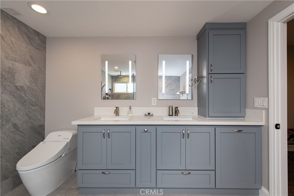 31178 Flying Cloud Drive