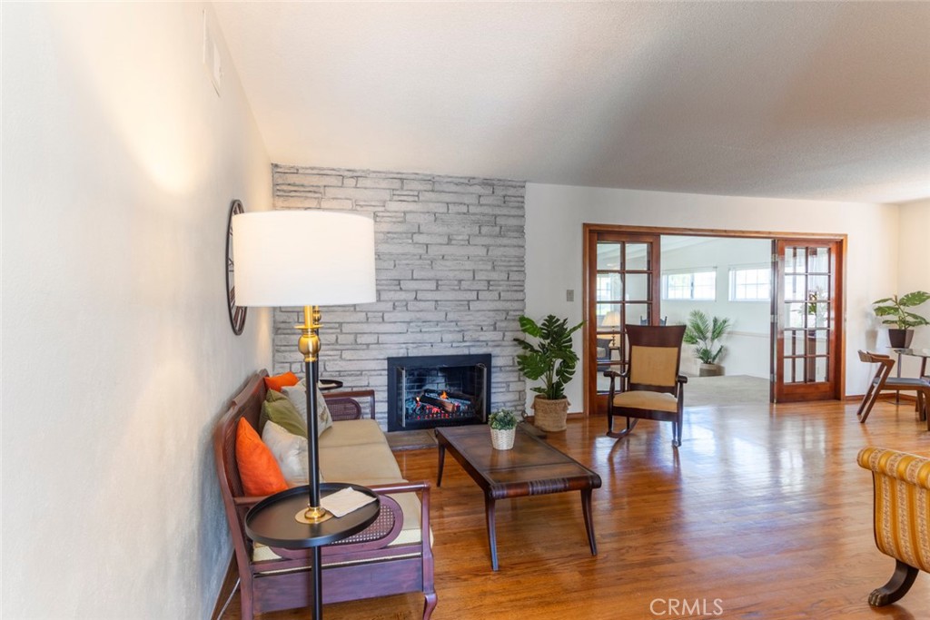 709 S Broadview Street