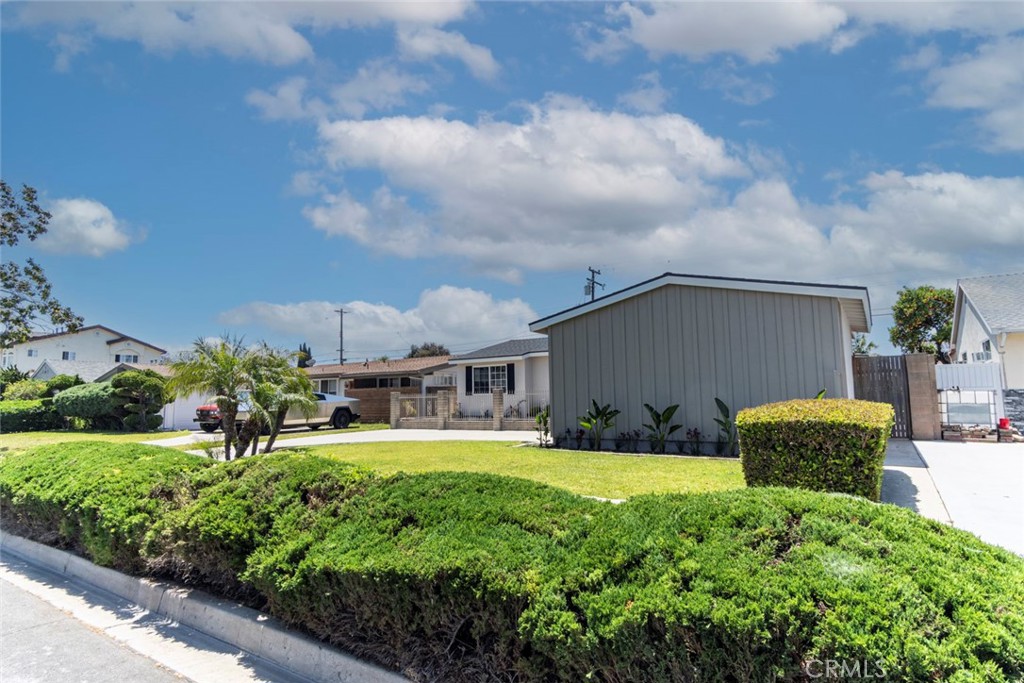 709 S Broadview Street