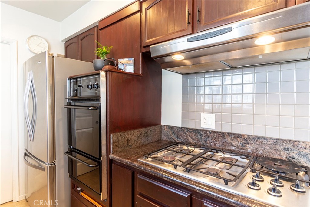 709 S Broadview Street