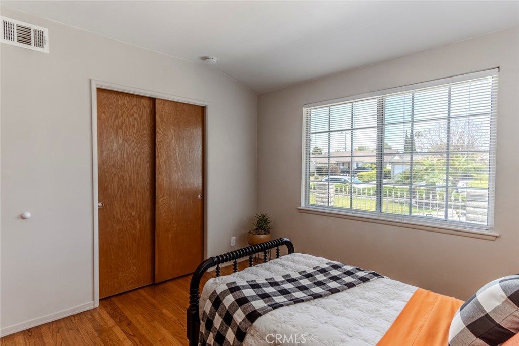 709 S Broadview Street