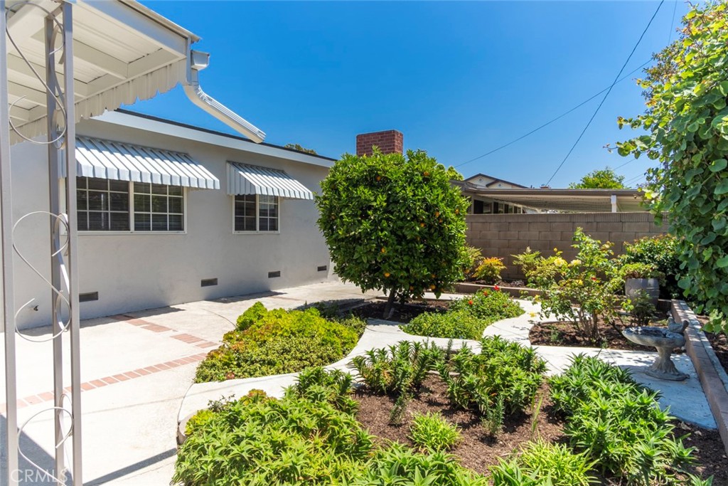 709 S Broadview Street