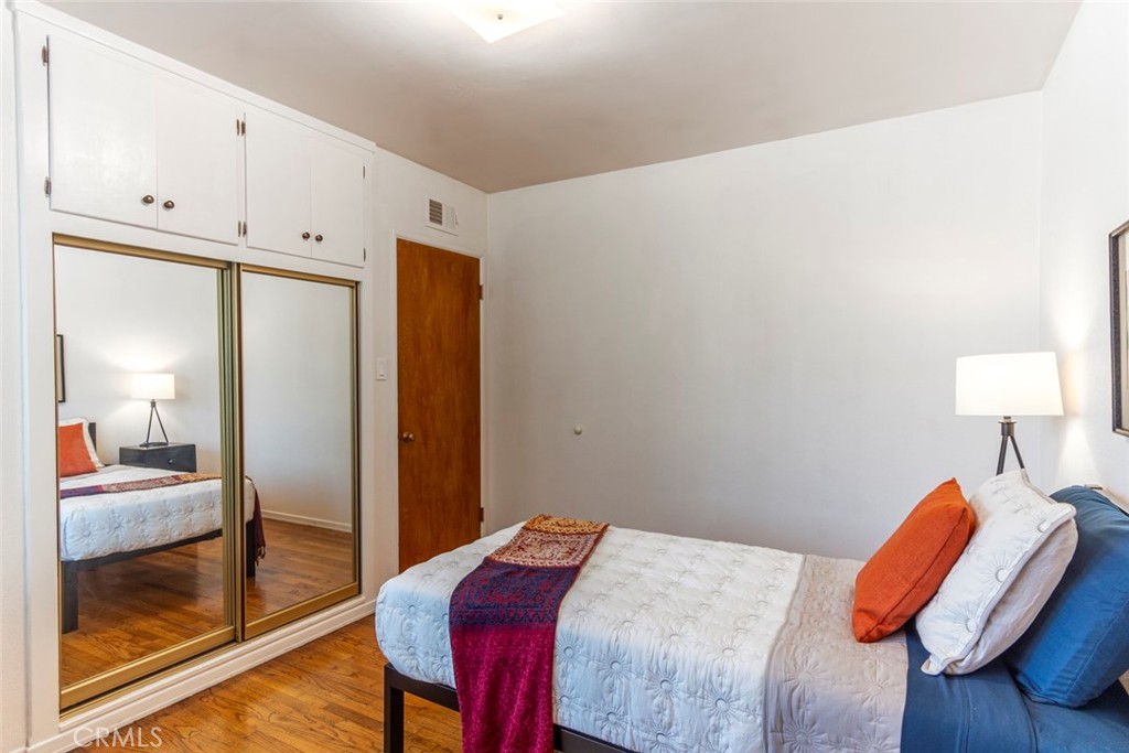 709 S Broadview Street