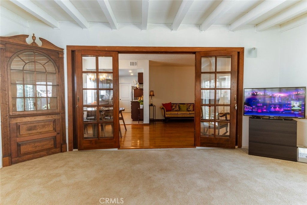 709 S Broadview Street