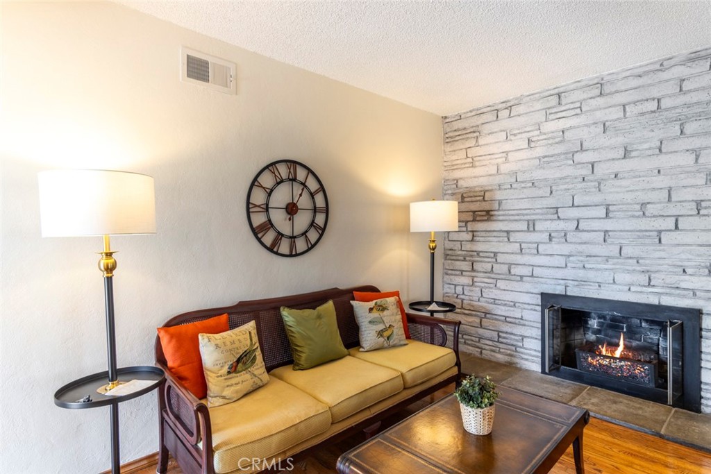 709 S Broadview Street