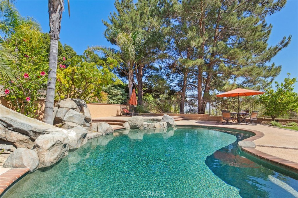 21675 Waterford Drive