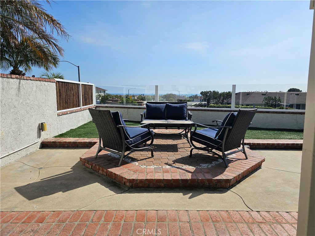 2336 Avenida Marejada