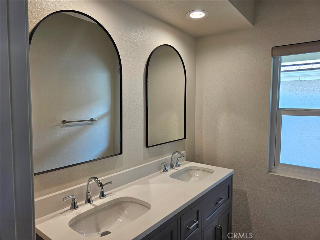 2336 Avenida Marejada