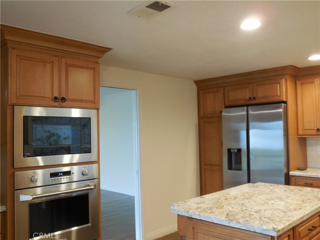 120 Avenida Presidio 14