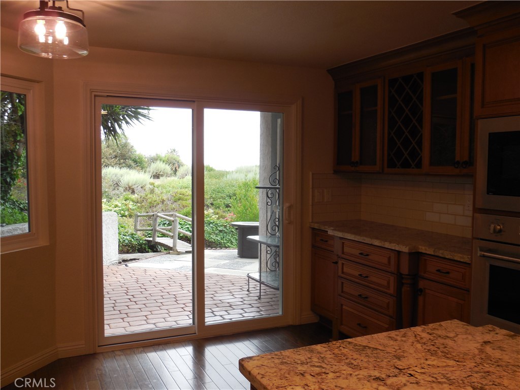 120 Avenida Presidio 14