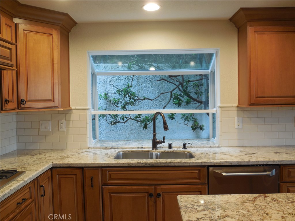 120 Avenida Presidio 14