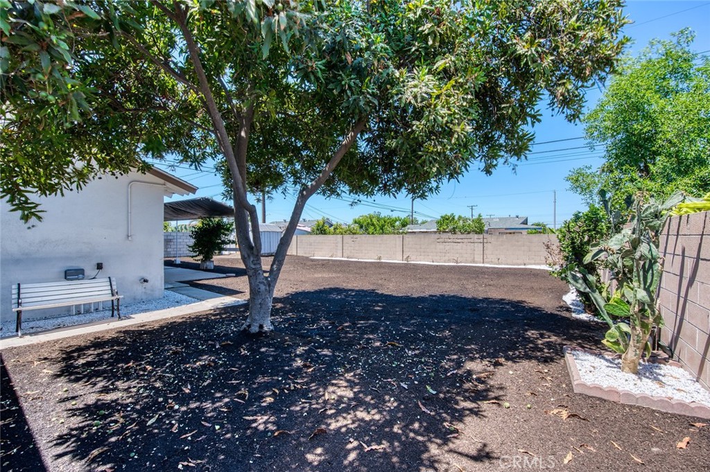 13851 La Vaughn Street