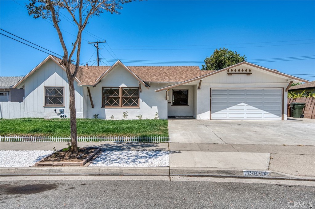 13851 La Vaughn Street