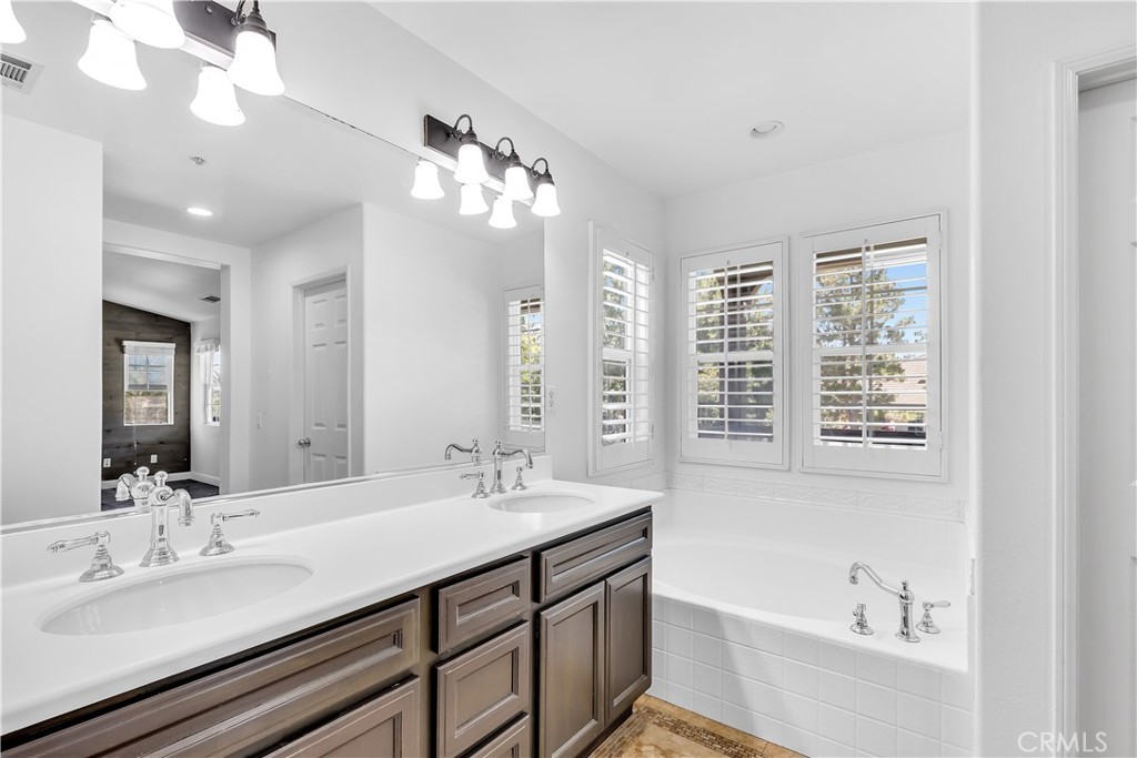 101 Avendale Boulevard 23