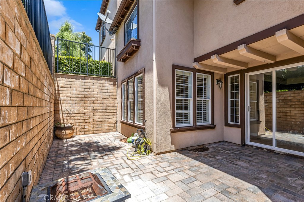 101 Avendale Boulevard 23