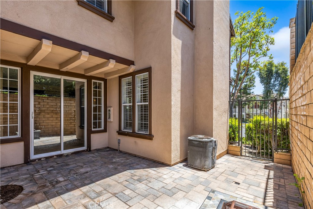 101 Avendale Boulevard 23