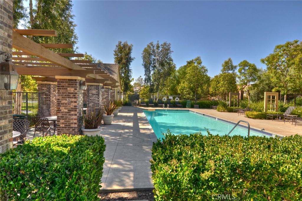 44 Three Vines Court