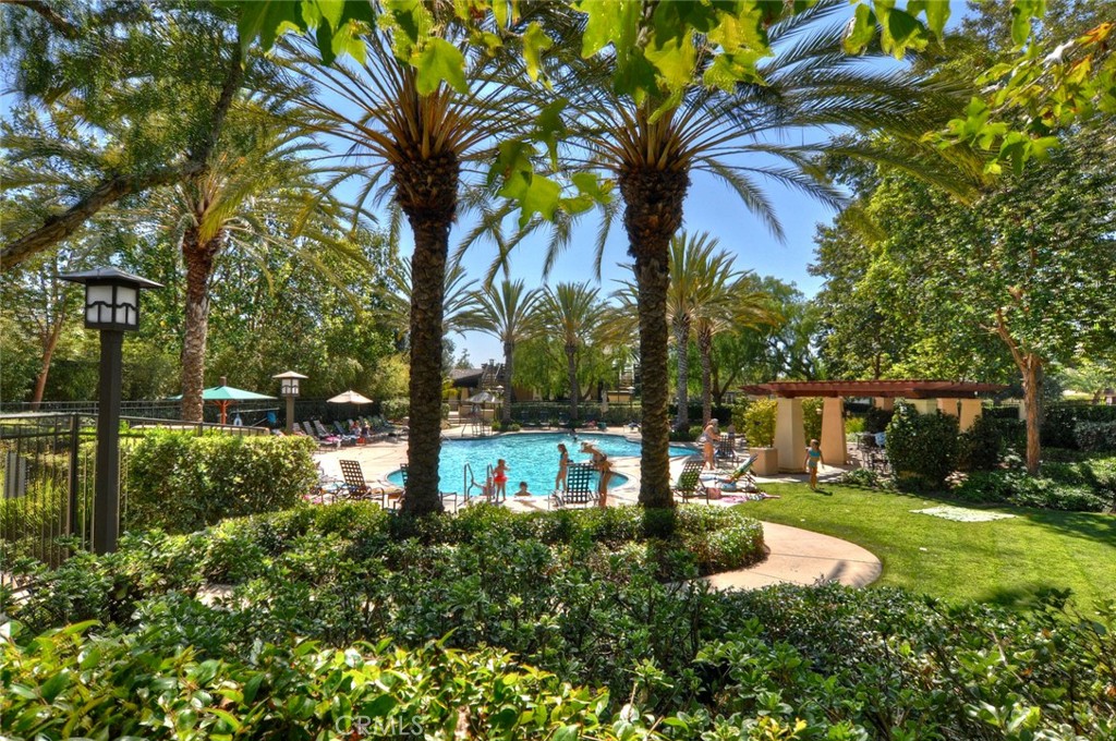 44 Three Vines Court