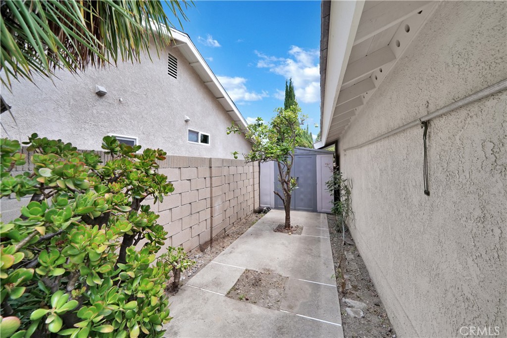 18393 Mount Kristina Street