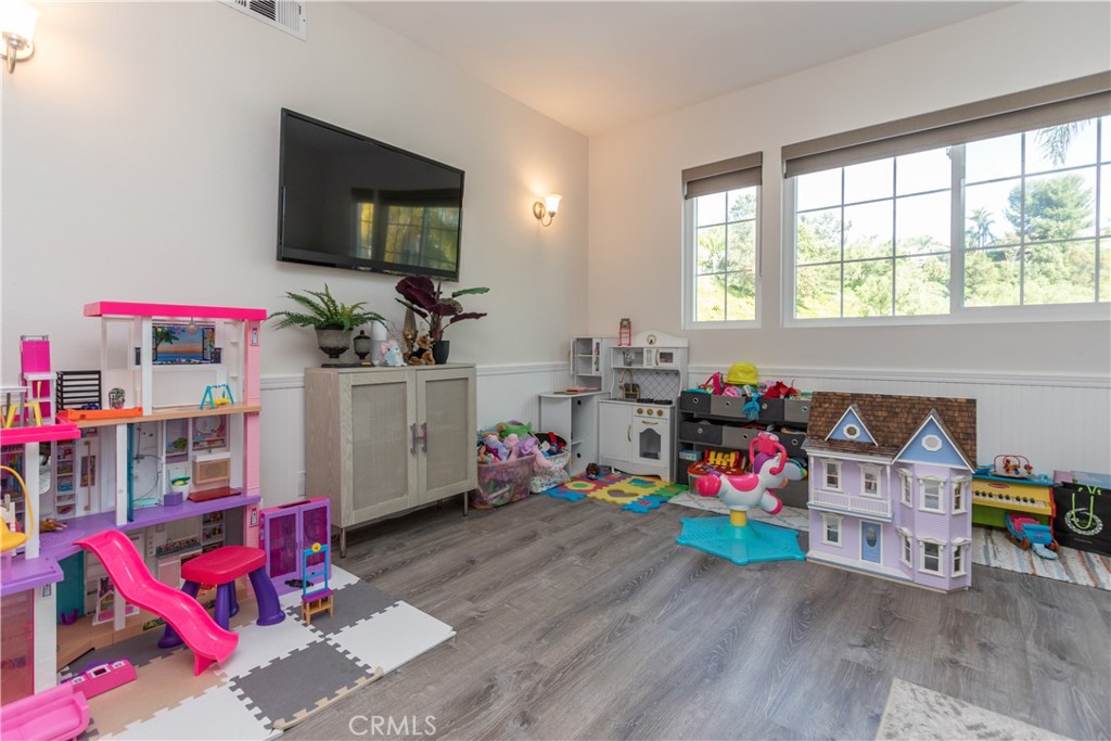 25575 Pacific Hills Drive